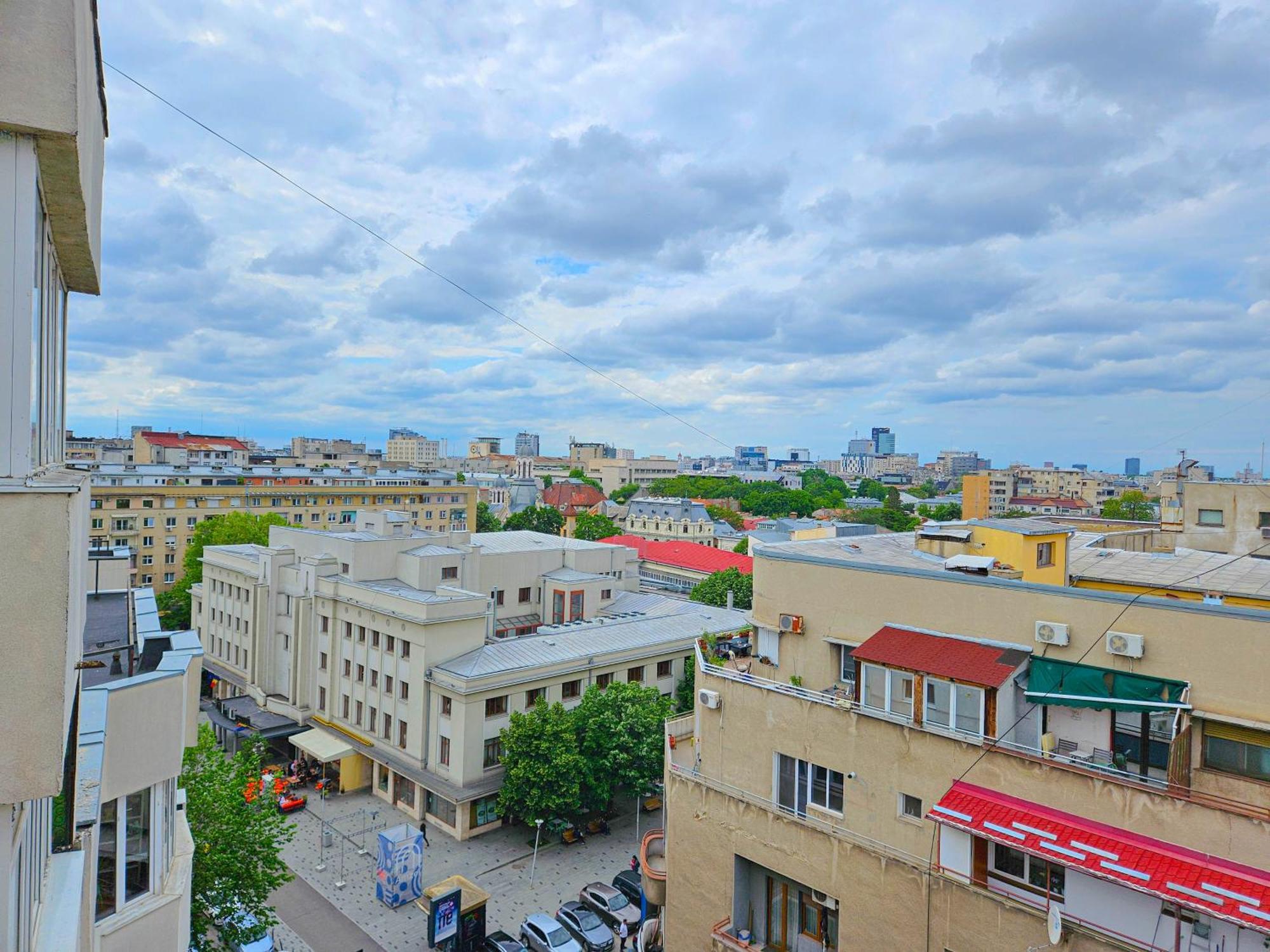 Heart Of City Bucharest Sky Esterno foto